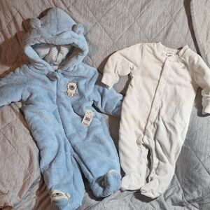 Baby Boy 2pc Set, 0-3m Little Wonders Blue Bear Footie And NB Gap White Footie